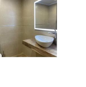 Los Corrales de Buelna Apartamento | 8 de abril