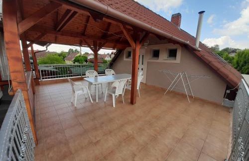 Balatonlelle Apartamento | 8 féröhelyes apartman