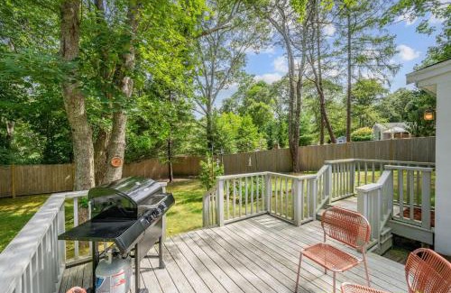 Orleans Casa | 8 Harbor Hill Drive Orleans - A Change of Pace