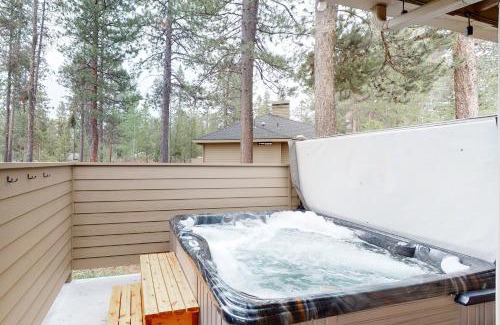 Deer Park Casa | 8 Hart Mt
