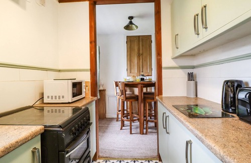 Haworth Cabaña | 8 Lune Street