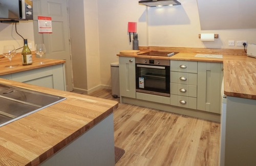 Masham Cabaña | 8 MARKET PLACE in Masham