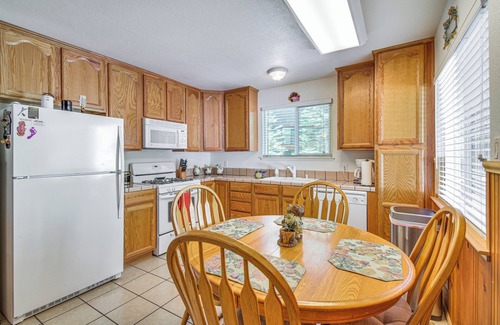 Cold Springs Cabina | 8 Mi to Dodge Ridge Mtn: Peaceful Cabin w/ Deck!