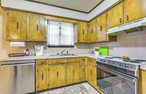 Little Rock Casa | 8 Mi to Downtown Little Rock: Home w/ Patio