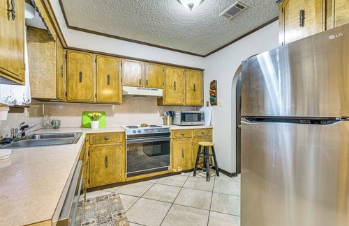 Little Rock Casa | 8 Mi to Downtown Little Rock: Home w/ Patio