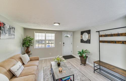 Cleveland Casa | 8 Mi to Dtwn Cleveland Family Home