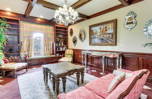 Gettysburg Casa | 8 Mi to Dtwn Expansive Estate in Gettysburg!