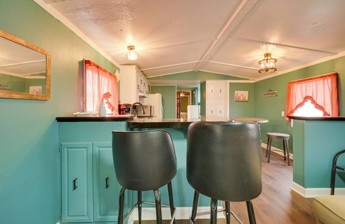 Crisp Casa | 8 Mi to Dtwn Greenville: Pet-Friendly Family Home!