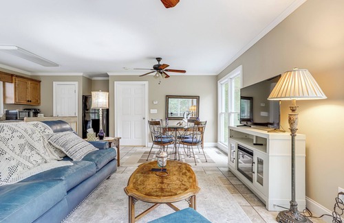 Buford Casa | 8 Mi to Lake Lanier: Guest House in Buford!