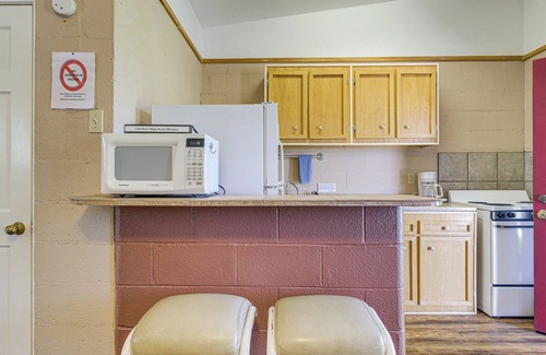 Lake Whitney Apartamento | 8 Mi to Lake Whitney State Park: Quaint Studio!