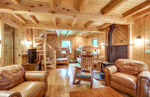 Andover Casa | 8 Mi to Okemo Mountain Resort Mtn-View Retreat!