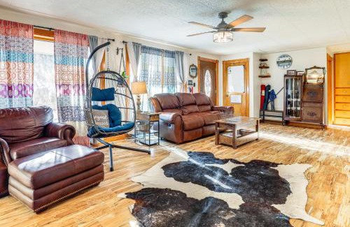 Scottsbluff Casa | 8 Mi to Scotts Bluff Natl Monument Family Home