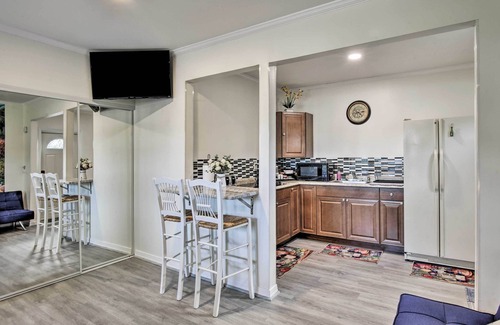 Pine Castle Apartamento | ¡NUEVO! Estudio con Fire Pit & Gazebo, ¡a 17 millas de Disney!