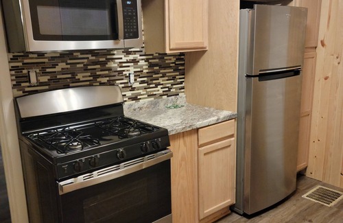 Carnegie Apartamento | 8 min from downtown, 13 min from Airport