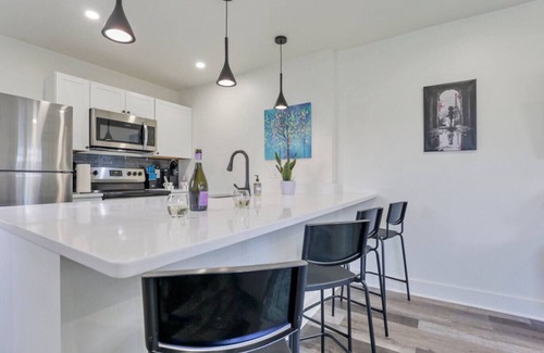 Near East Columbus Casa | 8 Min to Convention Center | Work Travel | Unit A