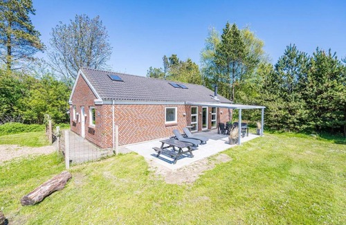 Houstrup Casa | 8 person holiday home in Nørre Nebel