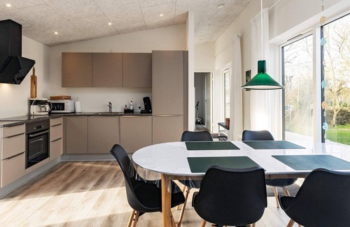 Thyholm Casa | 8 person holiday home in Thyholm