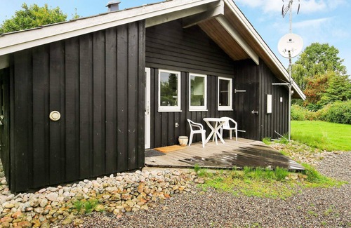 Smidstrup Strand Casa | Stylish Holiday Home in Ulfborg With Swimming Pool