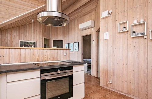 Østerskov Casa | Acogedora casa de vacaciones en Humble con sauna