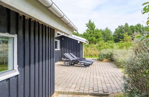 Henne Strand Casa | 8 person holiday home in Henne