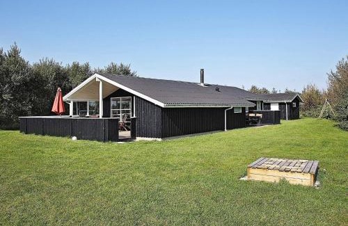 Lonstrup Casa | 8 person holiday home in Hjørring-By Traum