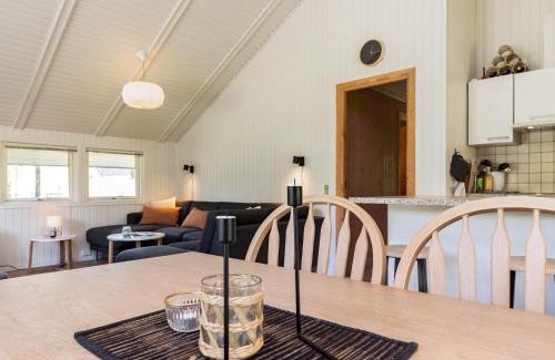 Hojslev Casa | 8 person holiday home in Højslev-By Traum