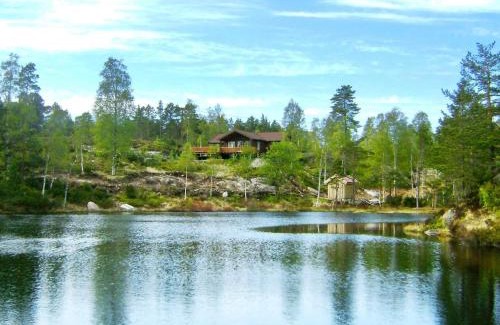 Marnardal Casa | 8 person holiday home in BJELLAND-By Traum