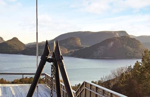 Snillfjord Casa | 8 person holiday home in Sundlandet