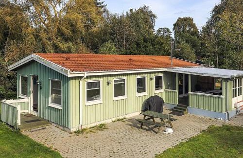 Stege Casa | 8 person holiday home in Stege-By Traum