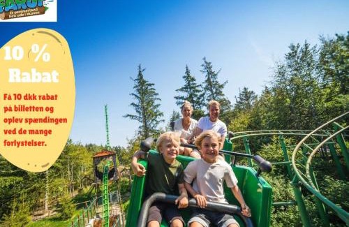 Lokken Casa | 8 person holiday home on a holiday park in Løkken