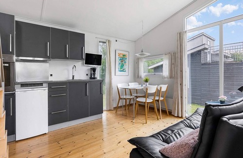 Vipperod Casa | 8 Person Holiday Park Home in Vipperod