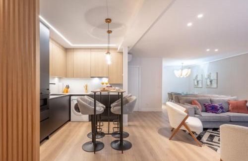 Justicia Apartamento | 8-Person Luxury in the Heart of Madrid Prime Location Fuencarral I