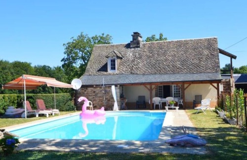 Latronche Casa | 8-person rental with heated swimming pool 10mx5m