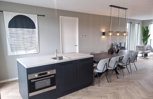 Dronten Casa | 8 persons appartment with 4 bedrooms