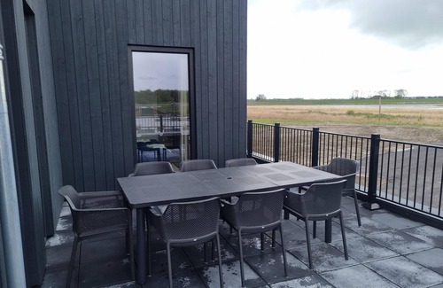 Dronten Casa | 8 persons appartment with 4 bedrooms