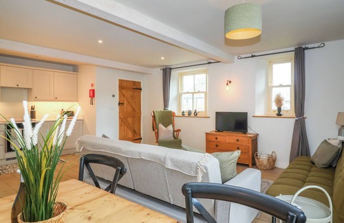 Bowerchalke Casa | 8 ROOKHAYE, pet friendly, character holiday cottage in Salisbury