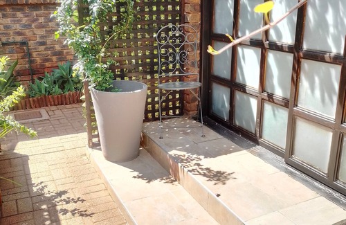 Akasia Apartamento | 8 Soenie Avenue Self Catering