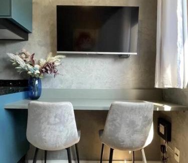 Se Apartamento | 8 Studio Liberdade Sé 500'Metrô - 25 de Março - Brás