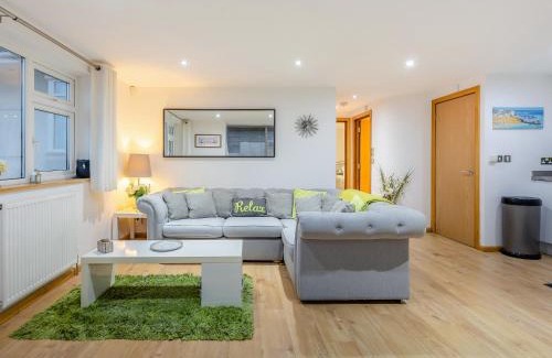 Roundham Casa | 8 Vista Apartments