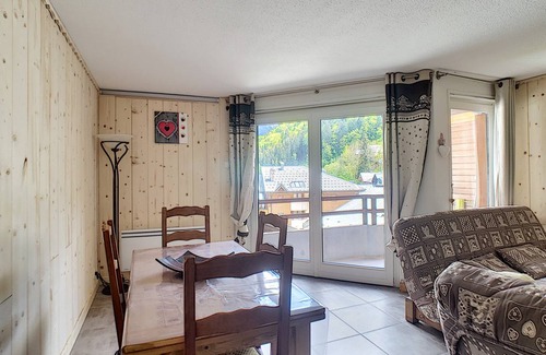 Saint-Jean-dʼAulps Apartamento | 80 m² Apartamento ∙ 4 habitaciones ∙ 9 personas