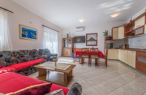 Rogoznica Apartamento | 80 m² Apartamento ∙ 3 habitaciones ∙ 8 personas