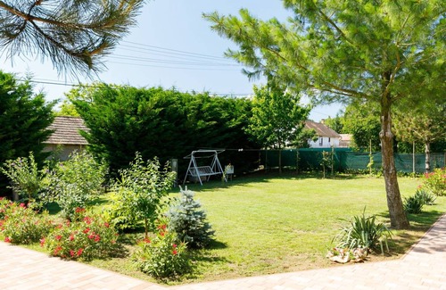 Balatonoszod Apartamento | 80 m² Apartamento ∙ 1 habitación ∙ 5 huéspedes