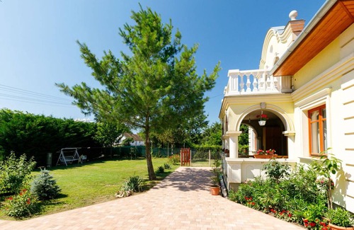 Balatonoszod Apartamento | 80 m² Apartamento ∙ 1 habitación ∙ 5 huéspedes