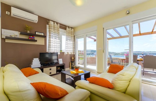 Rogoznica Apartamento | 80 m² Apartamento ∙ 3 habitaciones ∙ 6 huéspedes