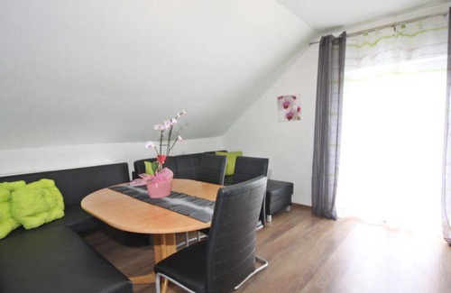 Velden am Worther See Apartamento | 80 m² Apartamento ∙ 3 habitaciones ∙ 6 personas