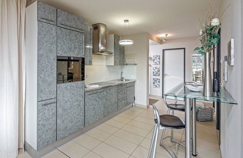 Loschwitz Apartamento | Ambiente espacioso de 80 m2 en Loschwitz, jardín y terraza, desde 66.00 € / N./ estacionamiento gratis