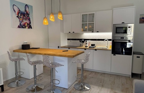 Retur Apartamento | 800 m from the beach, modern apartment with terrace on ground floor