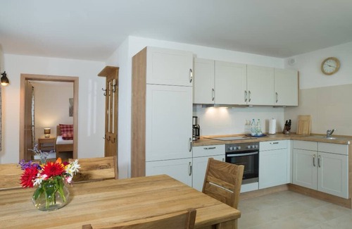 Sonnen Apartamento | Apartamento de vacaciones familiar de 80 m² con tres habitaciones separadas. Incluye cesta de desayuno.
