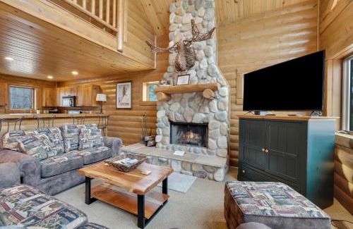 Boyne Falls Casa | 816 Mountain Cabin