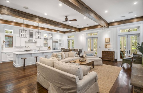 Gulf District Casa | Gran acuarela Beach Club